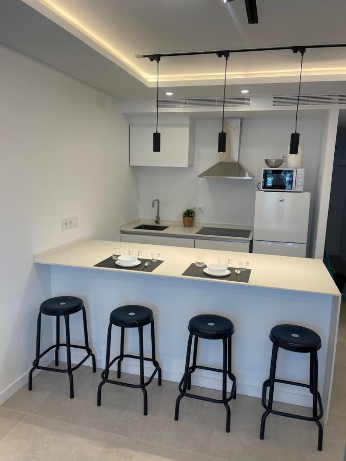 Apartamento Puerto Madeira Росес Екстериор снимка