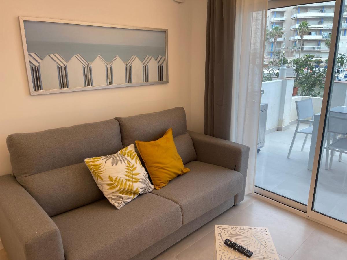Apartamento Puerto Madeira Росес Екстериор снимка